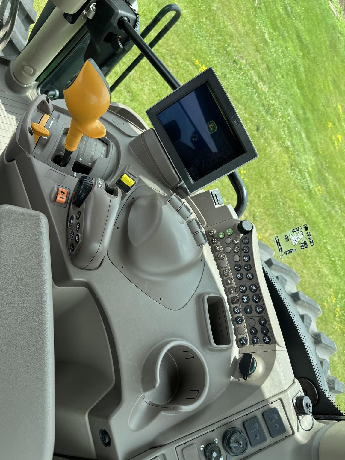 2023 John Deere 6R 175 Image