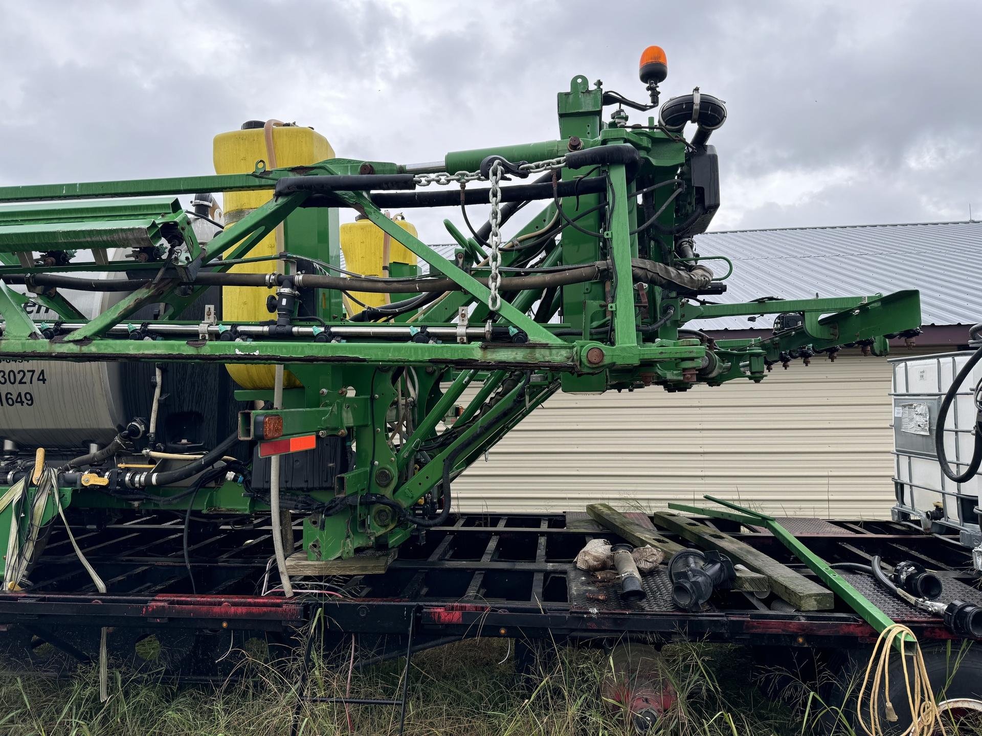 2017 John Deere R4038 Image