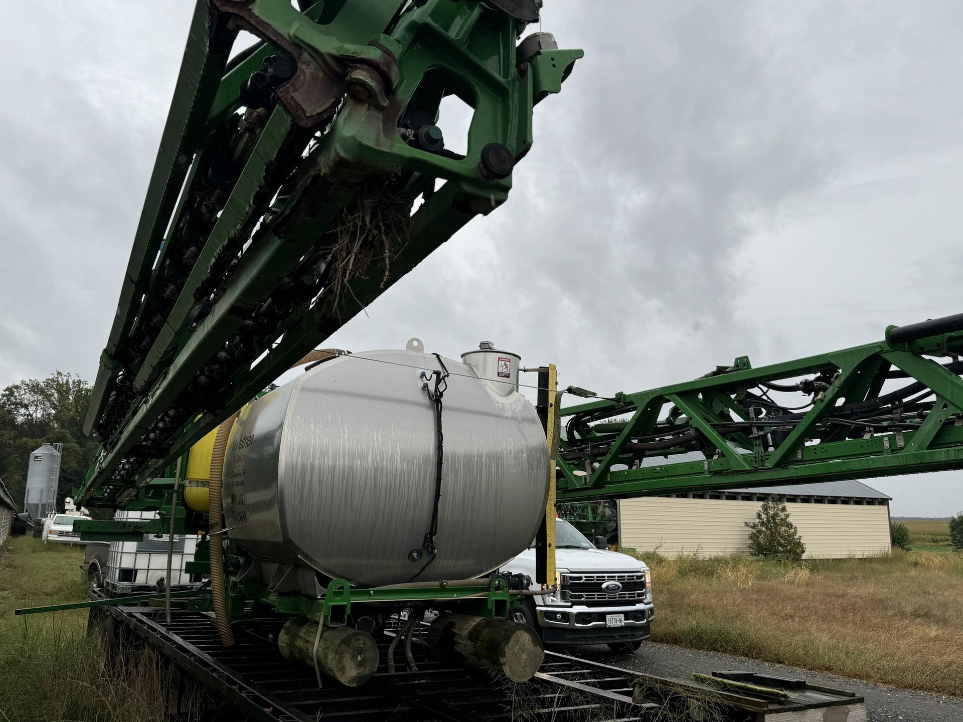 2017 John Deere R4038 Image