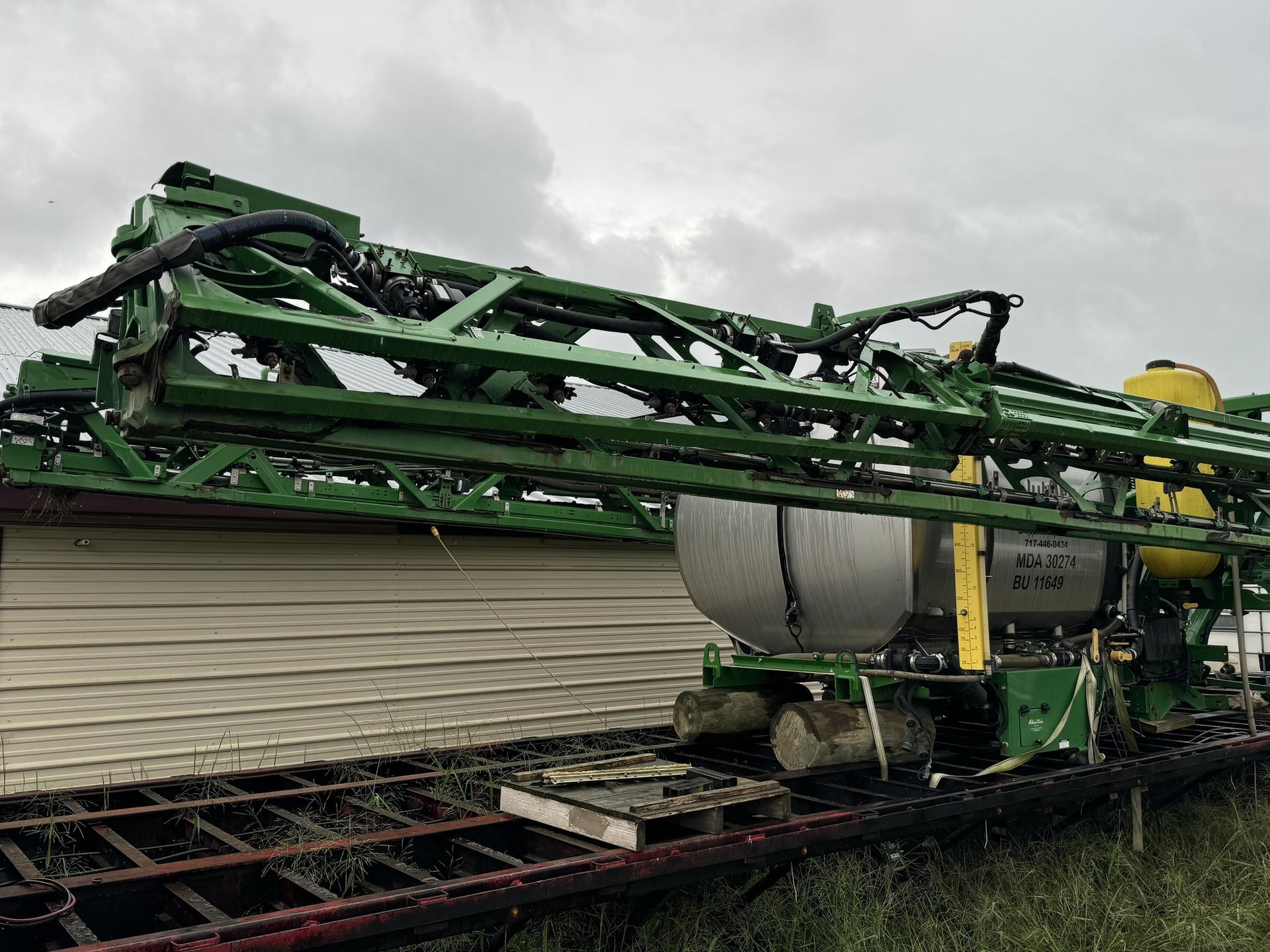 2017 John Deere R4038 Image