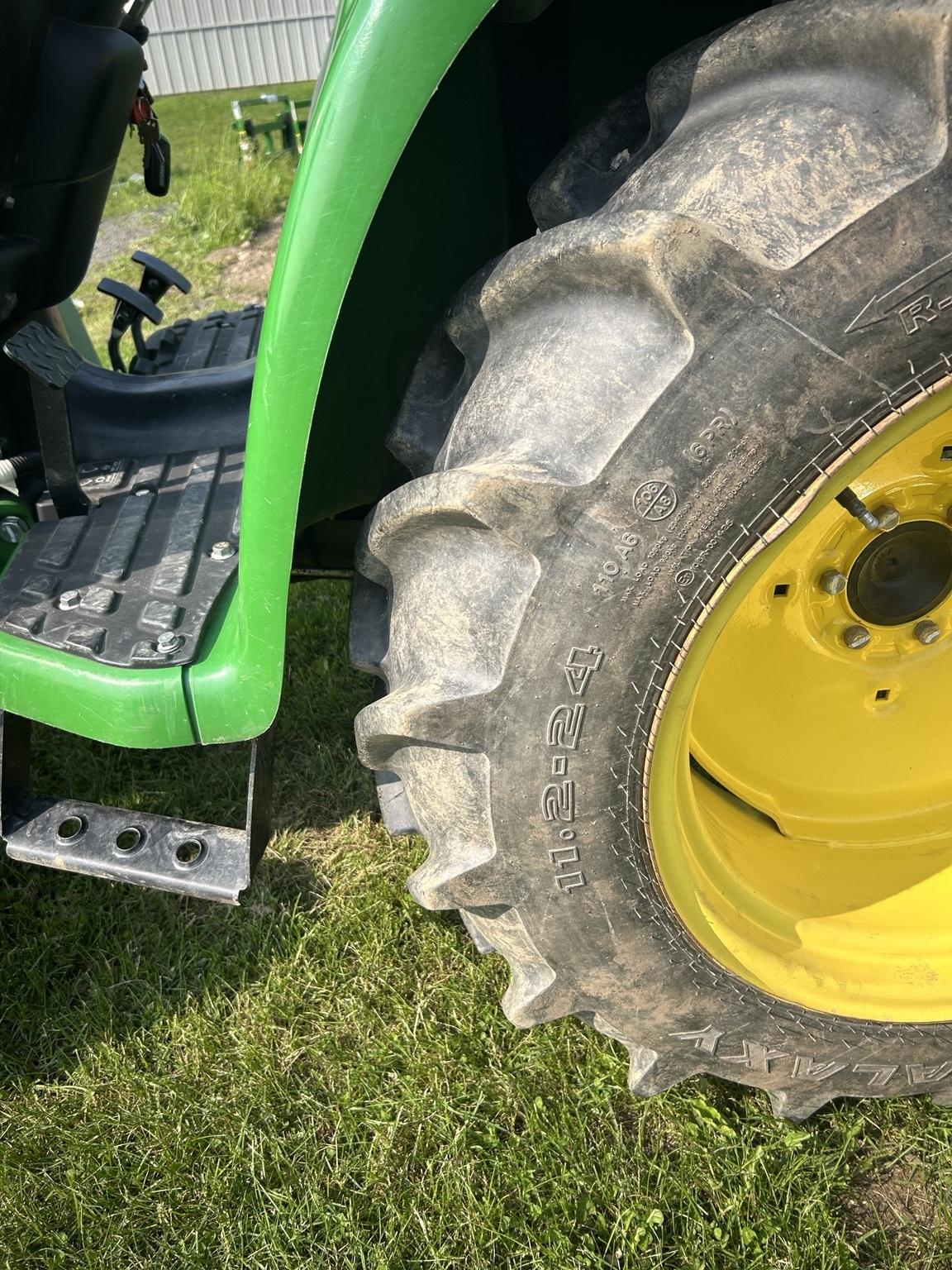 2017 John Deere 3038E Image