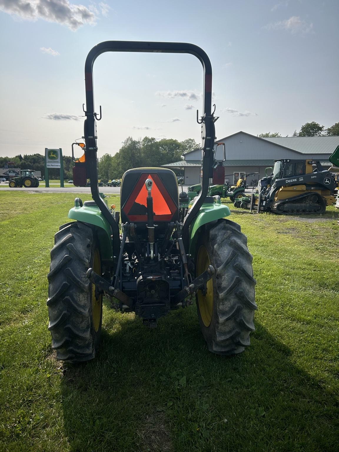 2017 John Deere 3038E Image