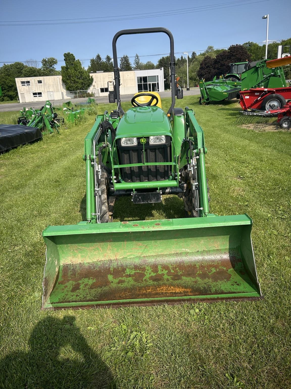 2017 John Deere 3038E Image
