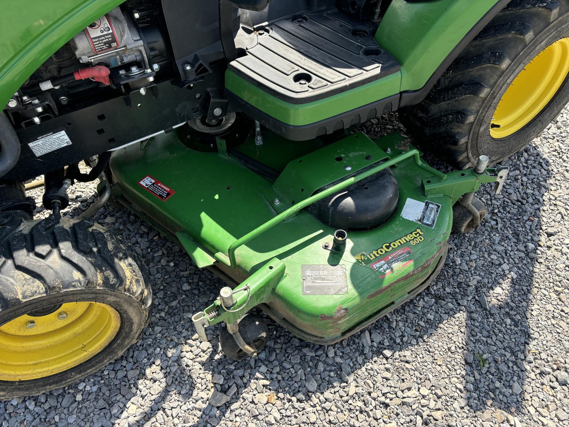 2018 John Deere 1025R Image