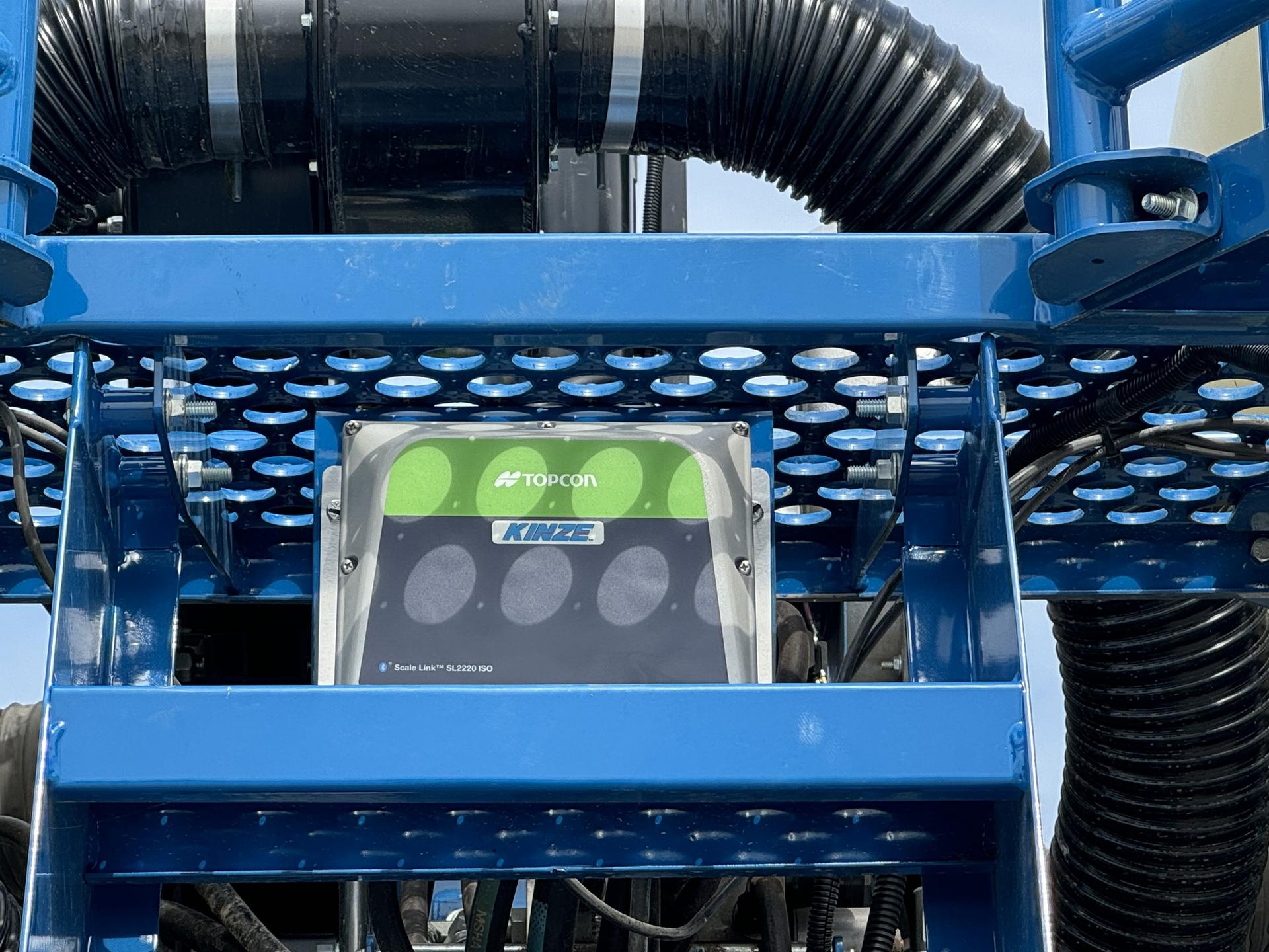 2023 Kinze 3665 Image