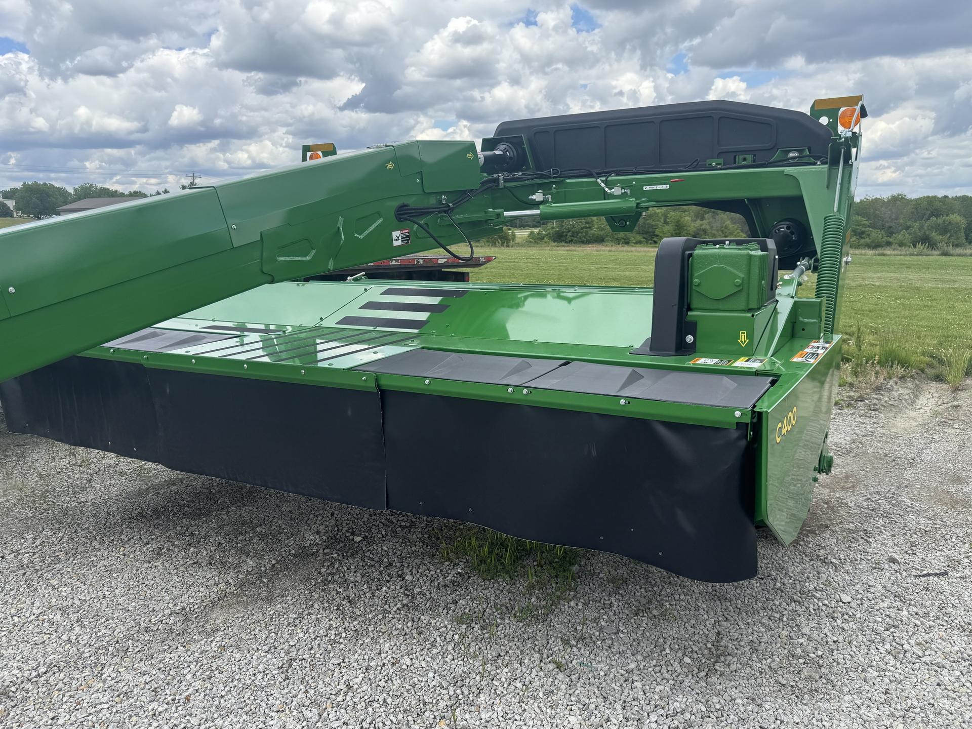 2023 John Deere C400 Image