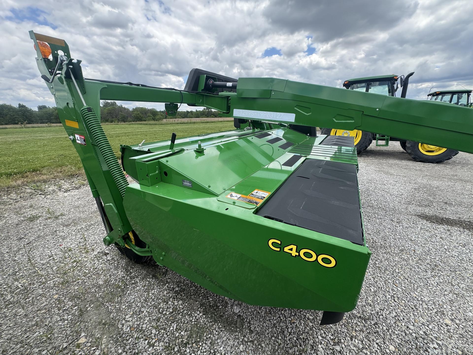 2023 John Deere C400 Image
