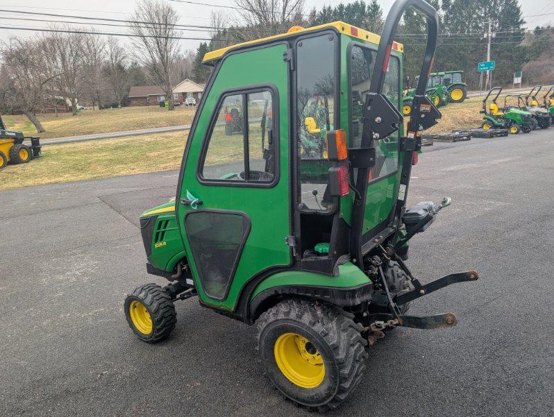 2013 John Deere 1025R Image