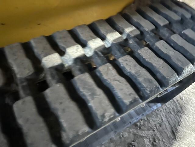 2022 John Deere 325G Image