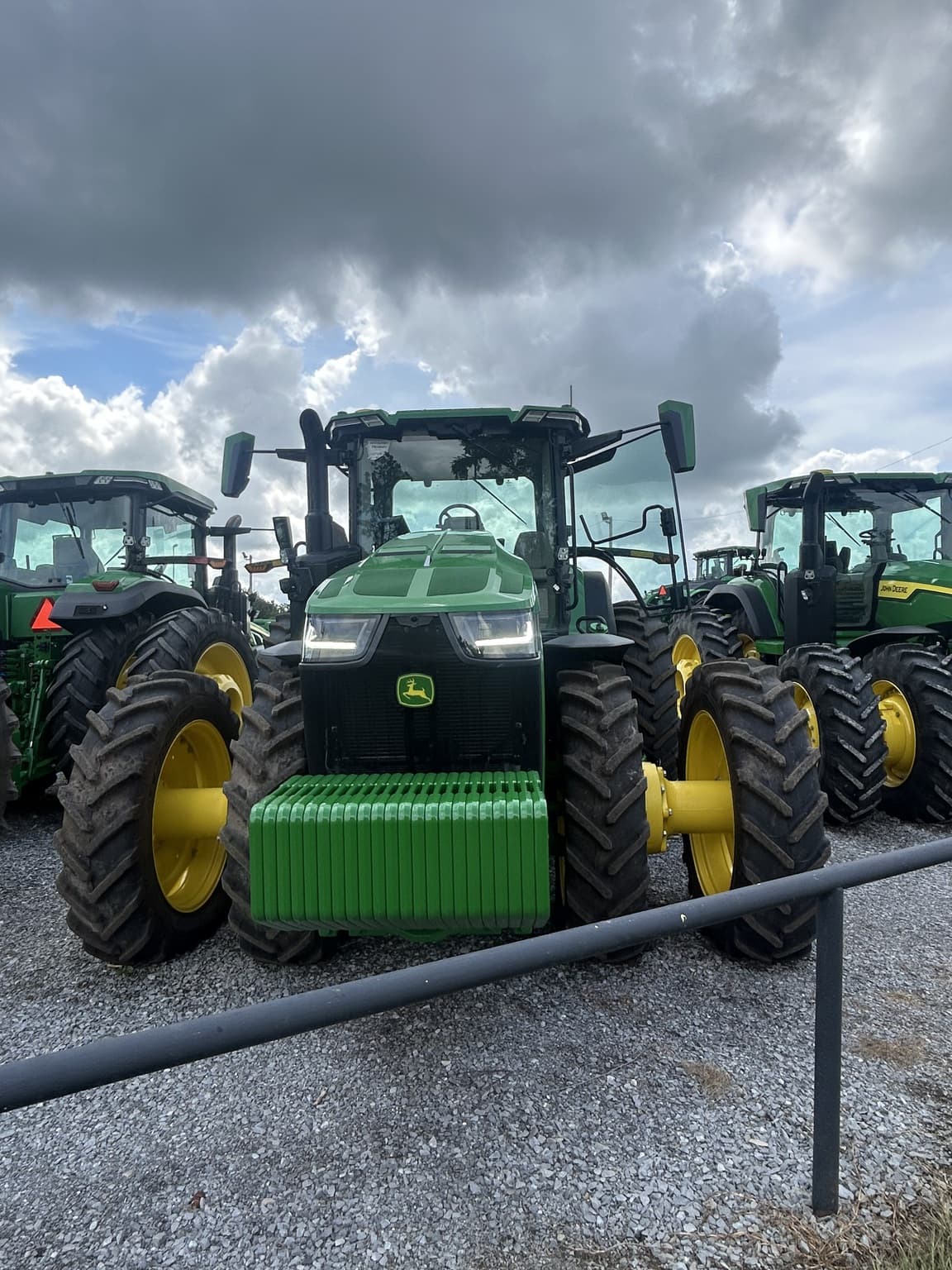 2024 John Deere 8R 250 Image