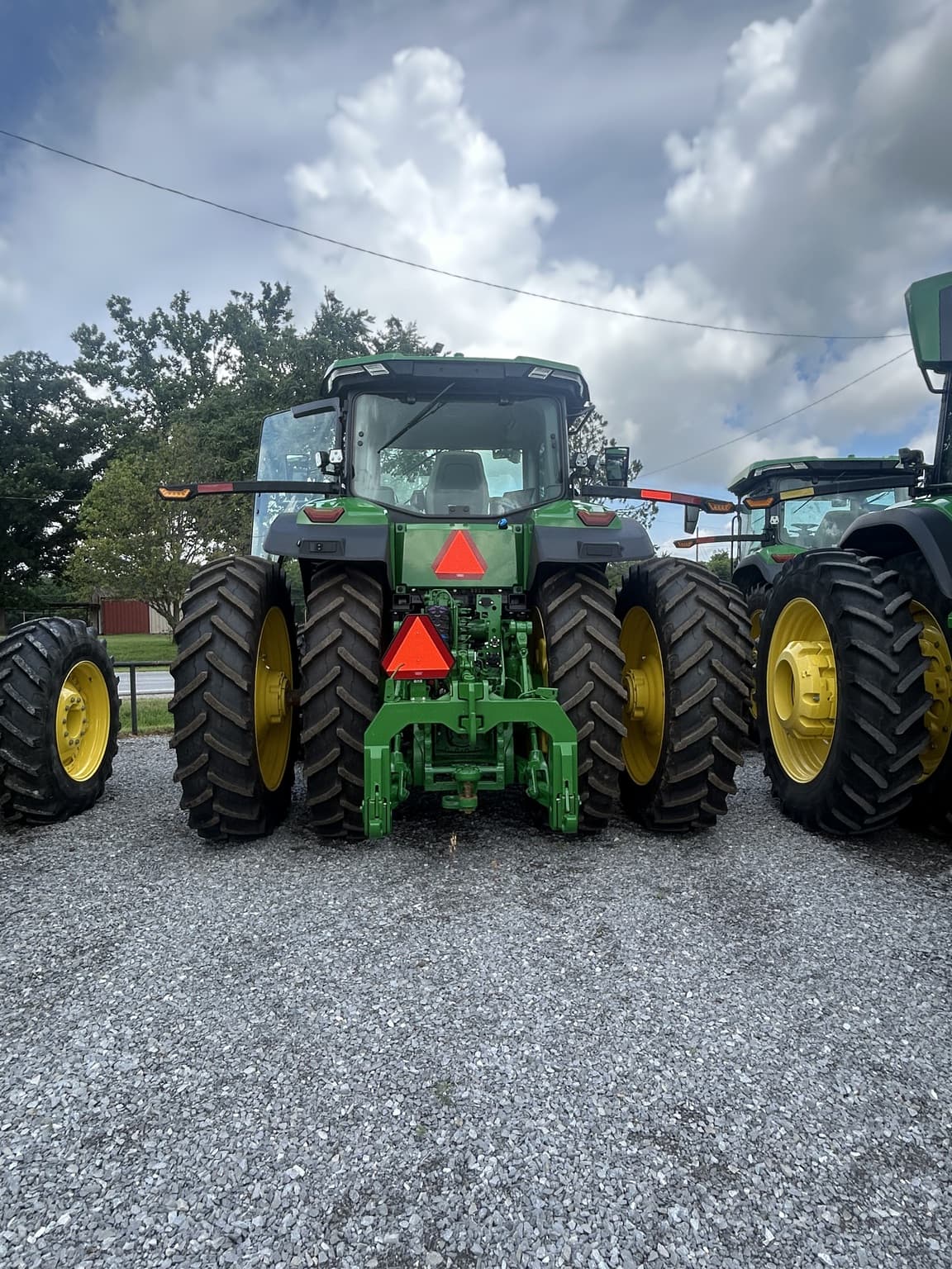 2024 John Deere 8R 250 Image