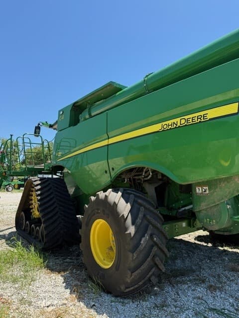 2024 John Deere S780 Image