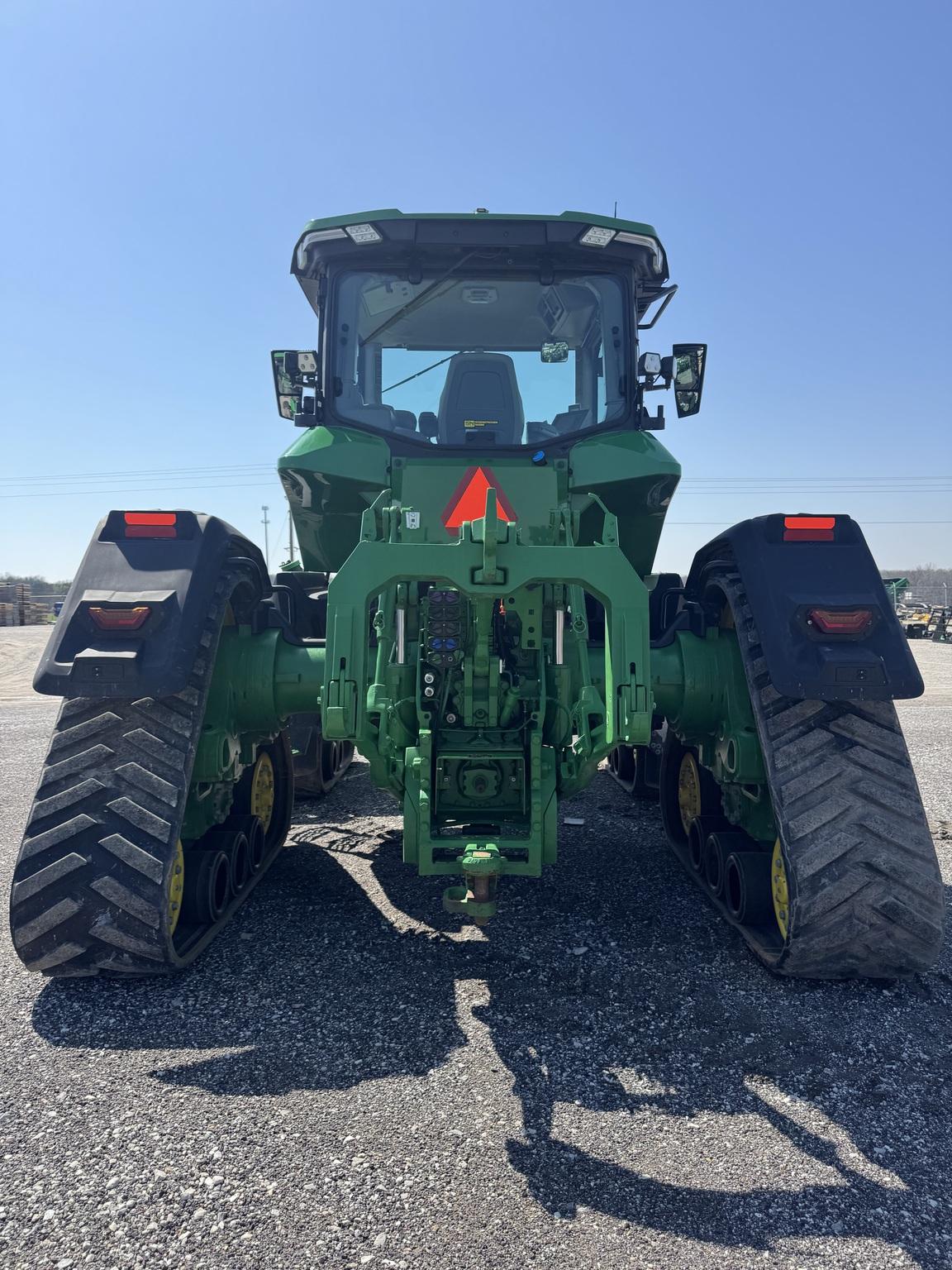 2021 John Deere 8RX 370 Image