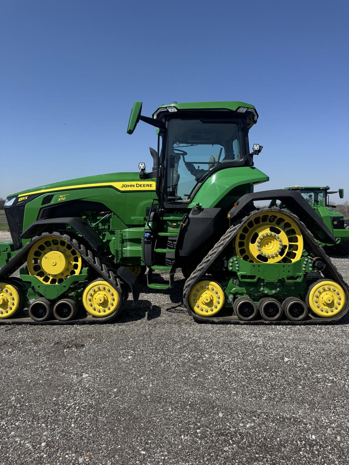2021 John Deere 8RX 370 Image
