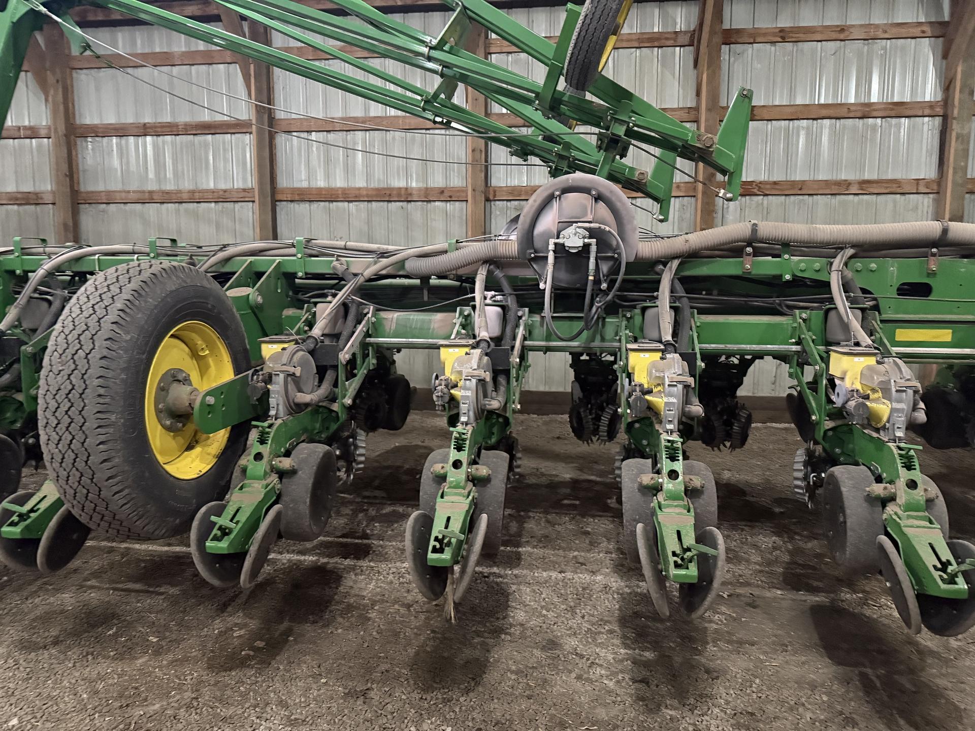 2011 John Deere 1770NT CCS Image