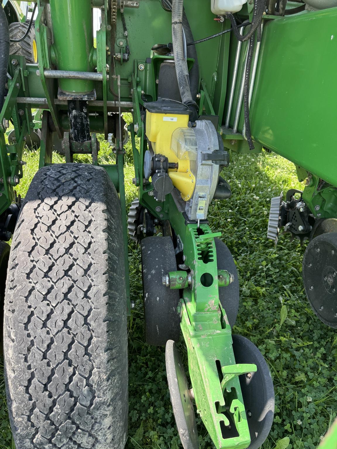 2011 John Deere 1770NT CCS Image