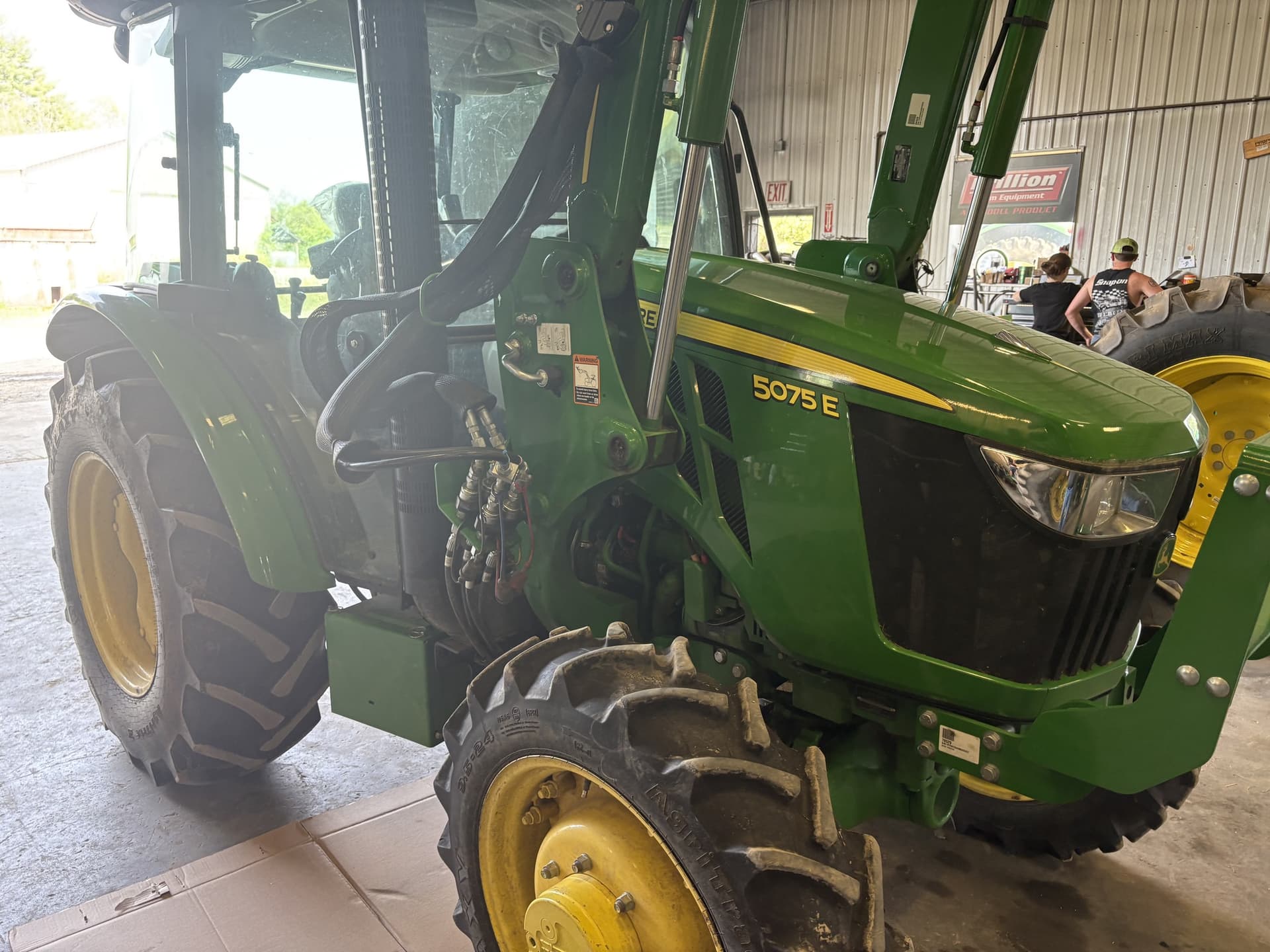 2022 John Deere 5075E Image