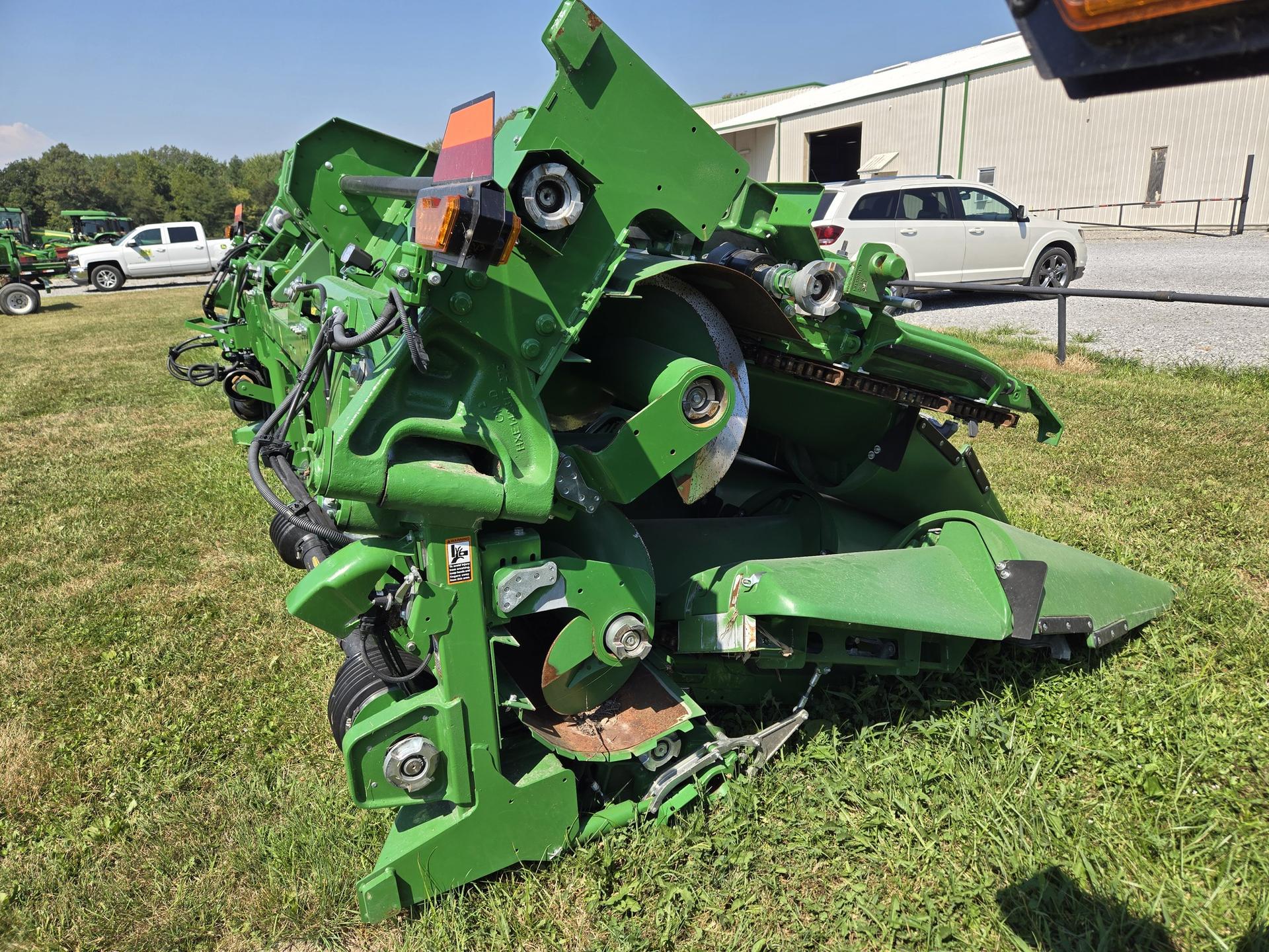 2023 John Deere C12F Image