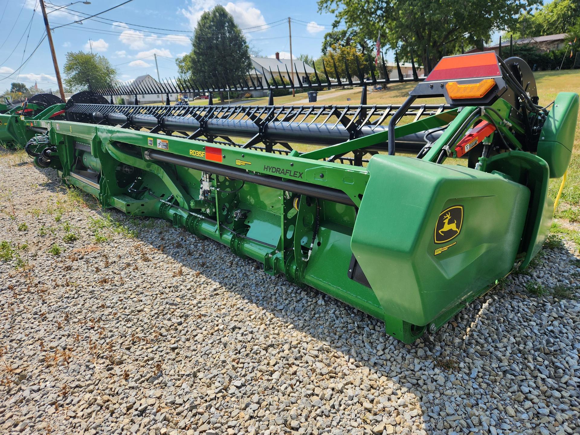 2023 John Deere RD35F Image