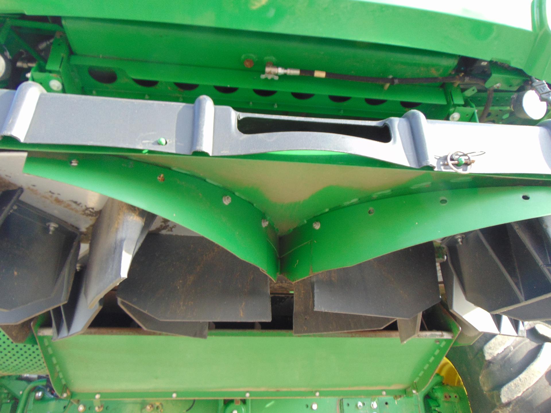 2014 John Deere S680 Image
