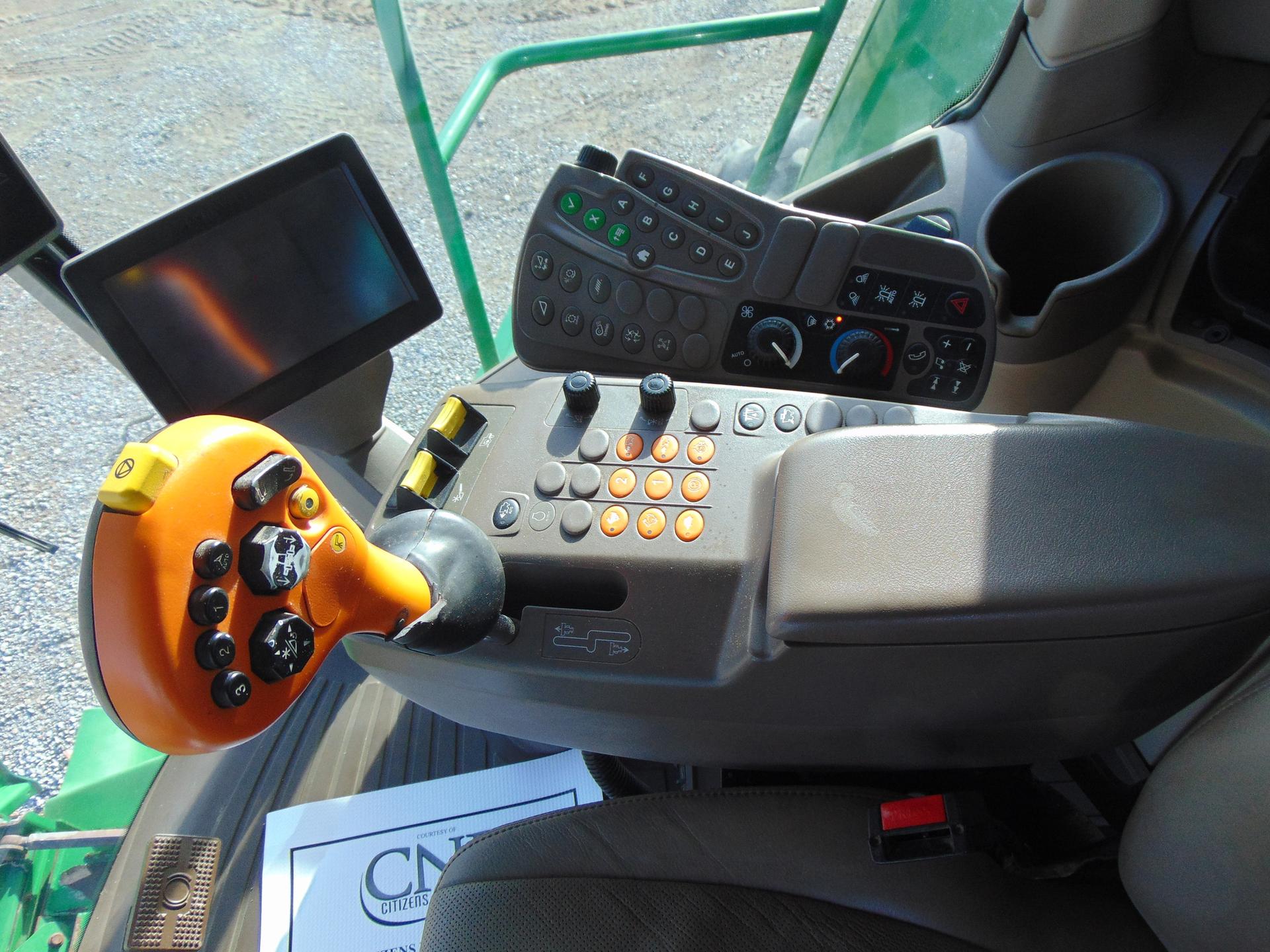 2014 John Deere S680 Image