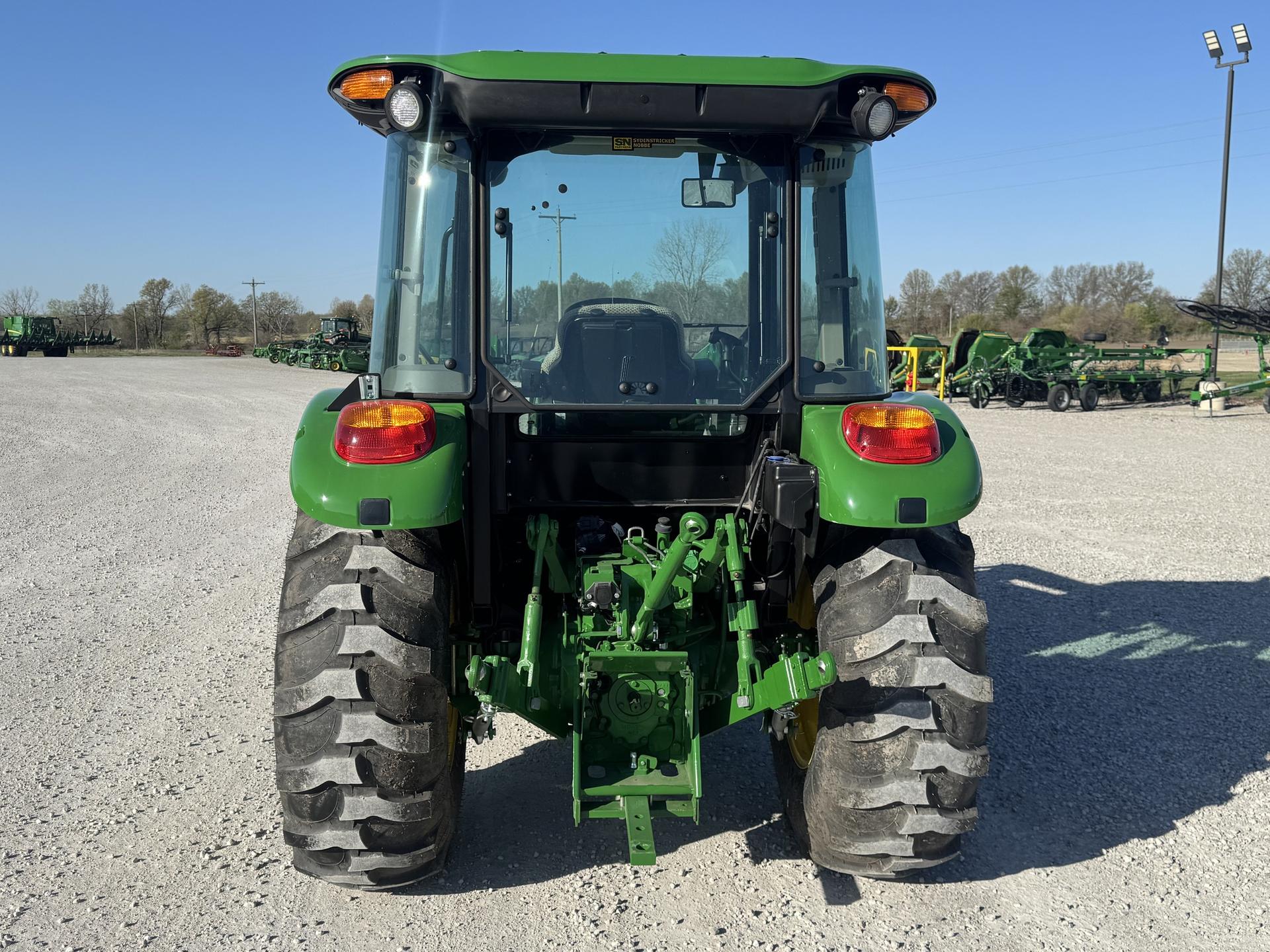2024 John Deere 5075E Image