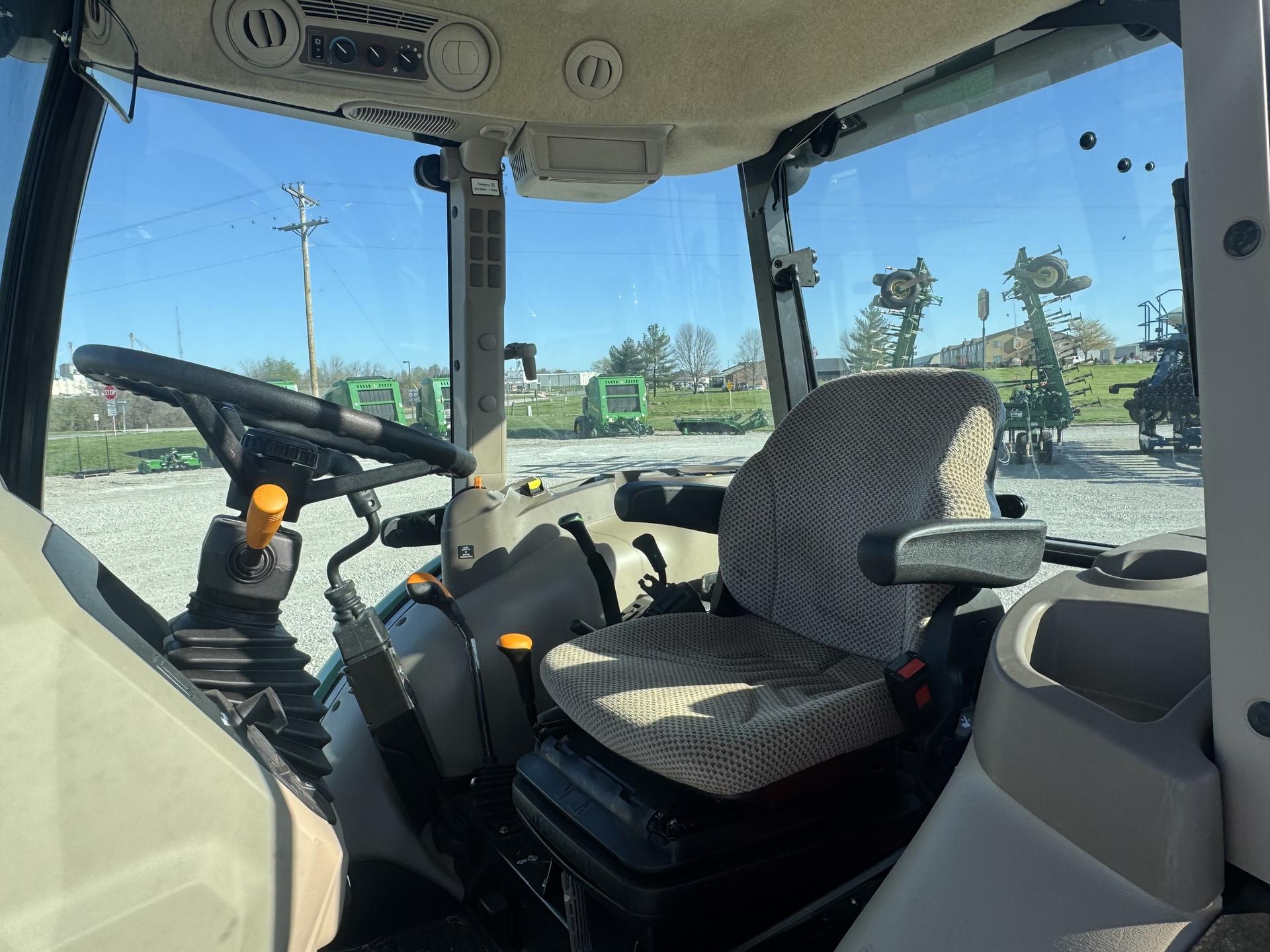 2024 John Deere 5075E Image