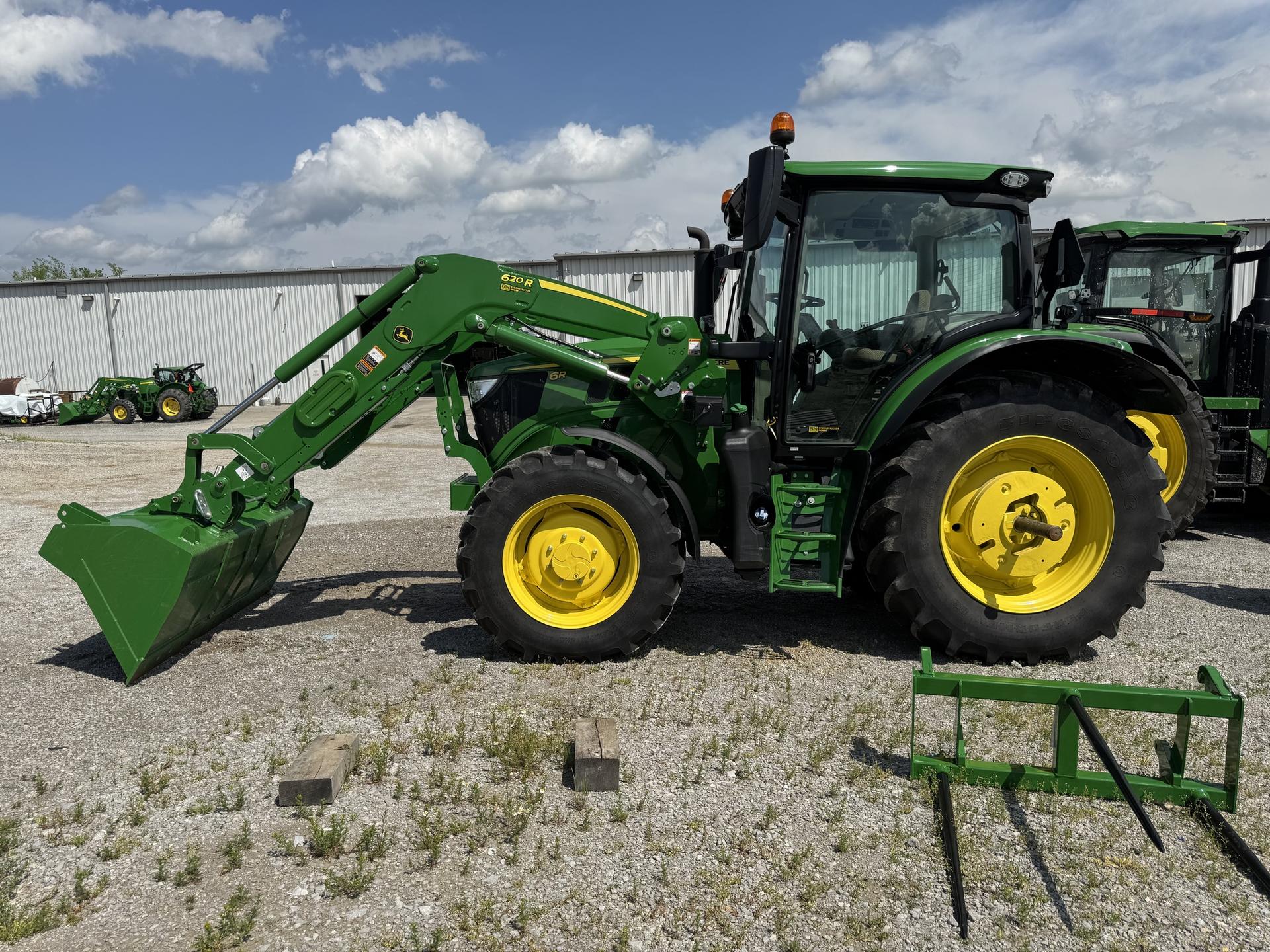 2023 John Deere 6R 130 Image