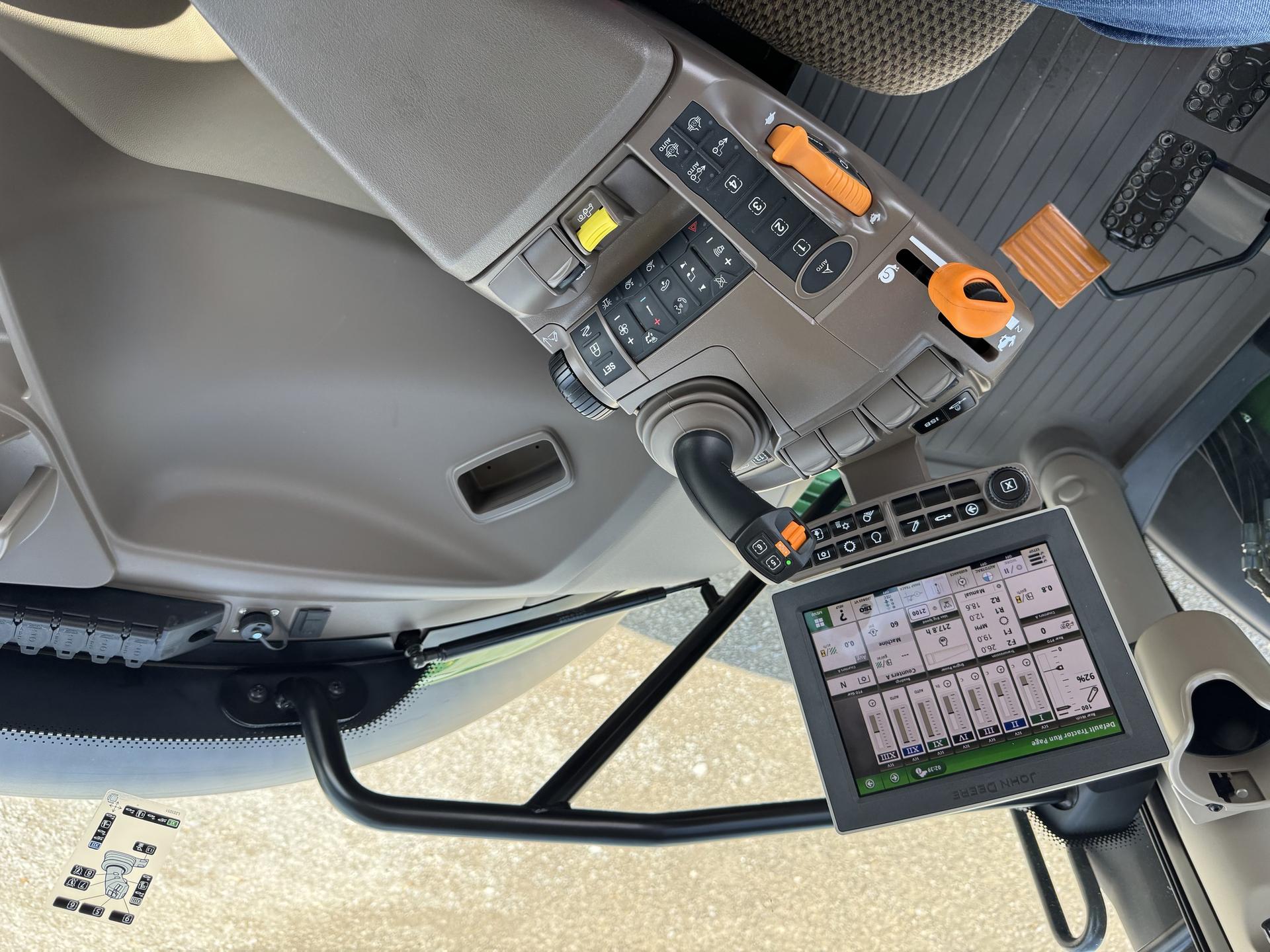 2023 John Deere 6R 130 Image