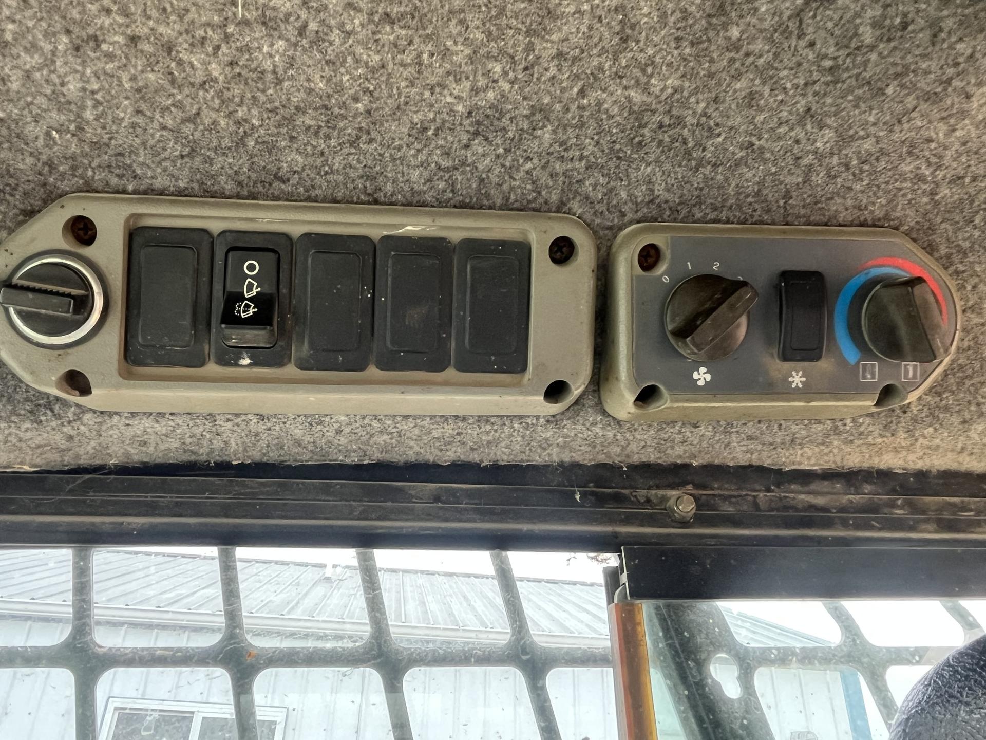 2008 Bobcat S185 Image