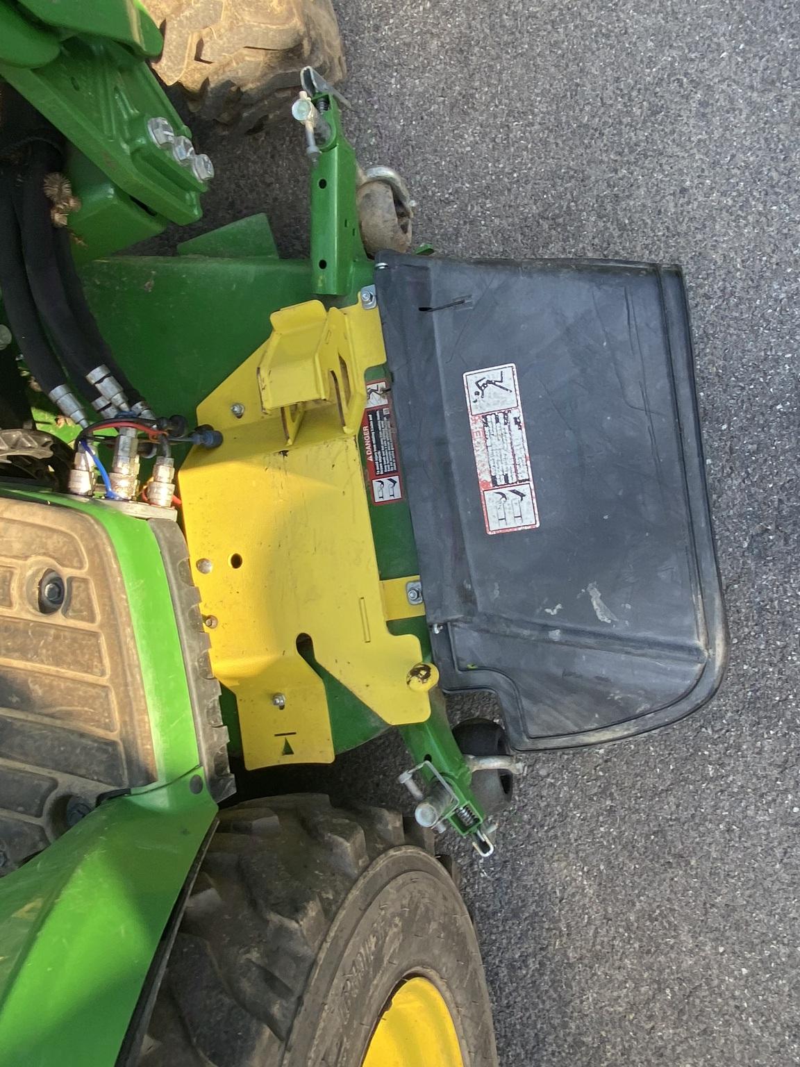2020 John Deere 2025R Image