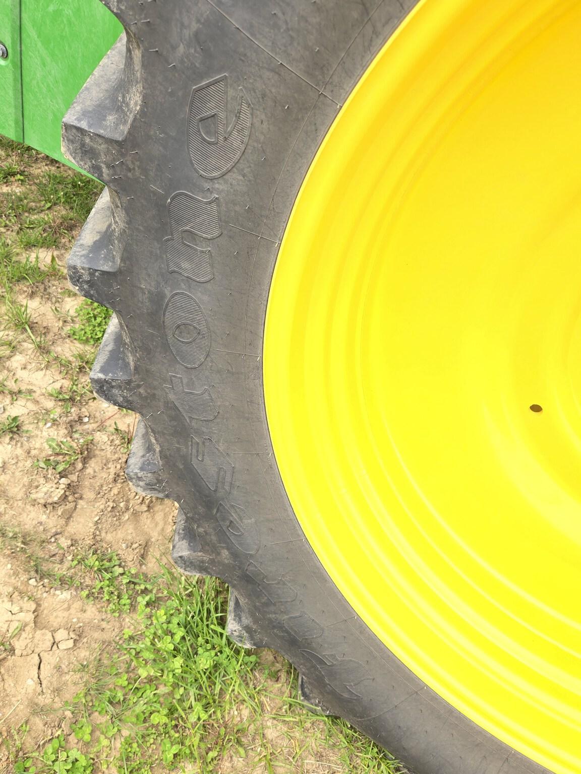 2024 John Deere 9R 440 Image