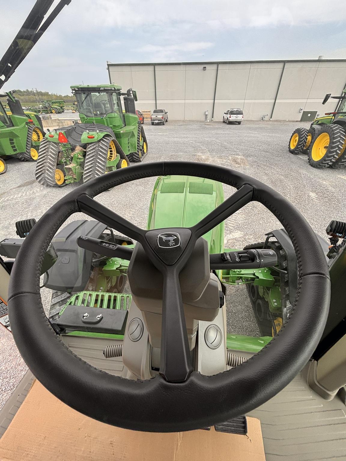 2024 John Deere 8RX 410 Image