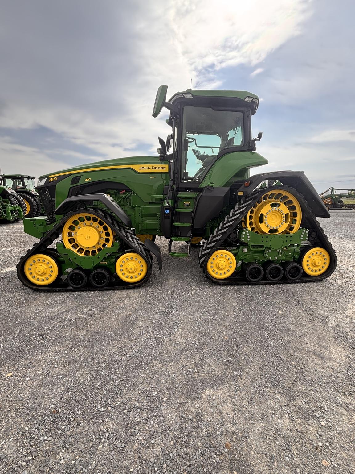 2024 John Deere 8RX 410 Image