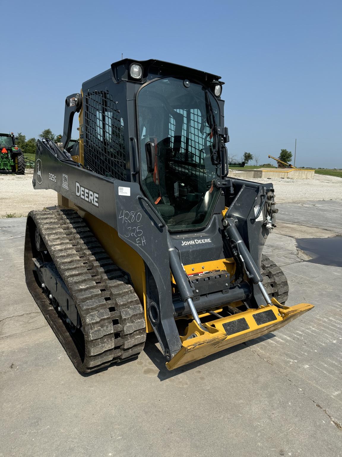 2023 John Deere 325G Image