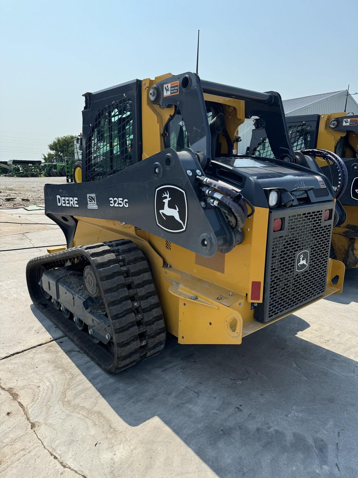2023 John Deere 325G Image