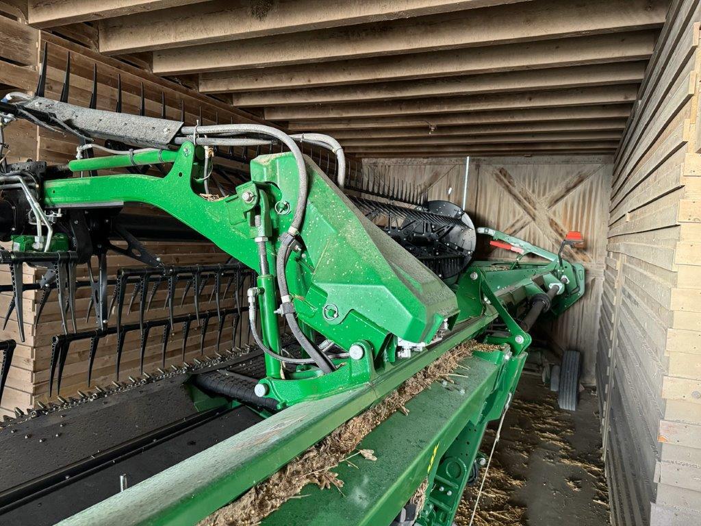 2022 John Deere HD40F Image