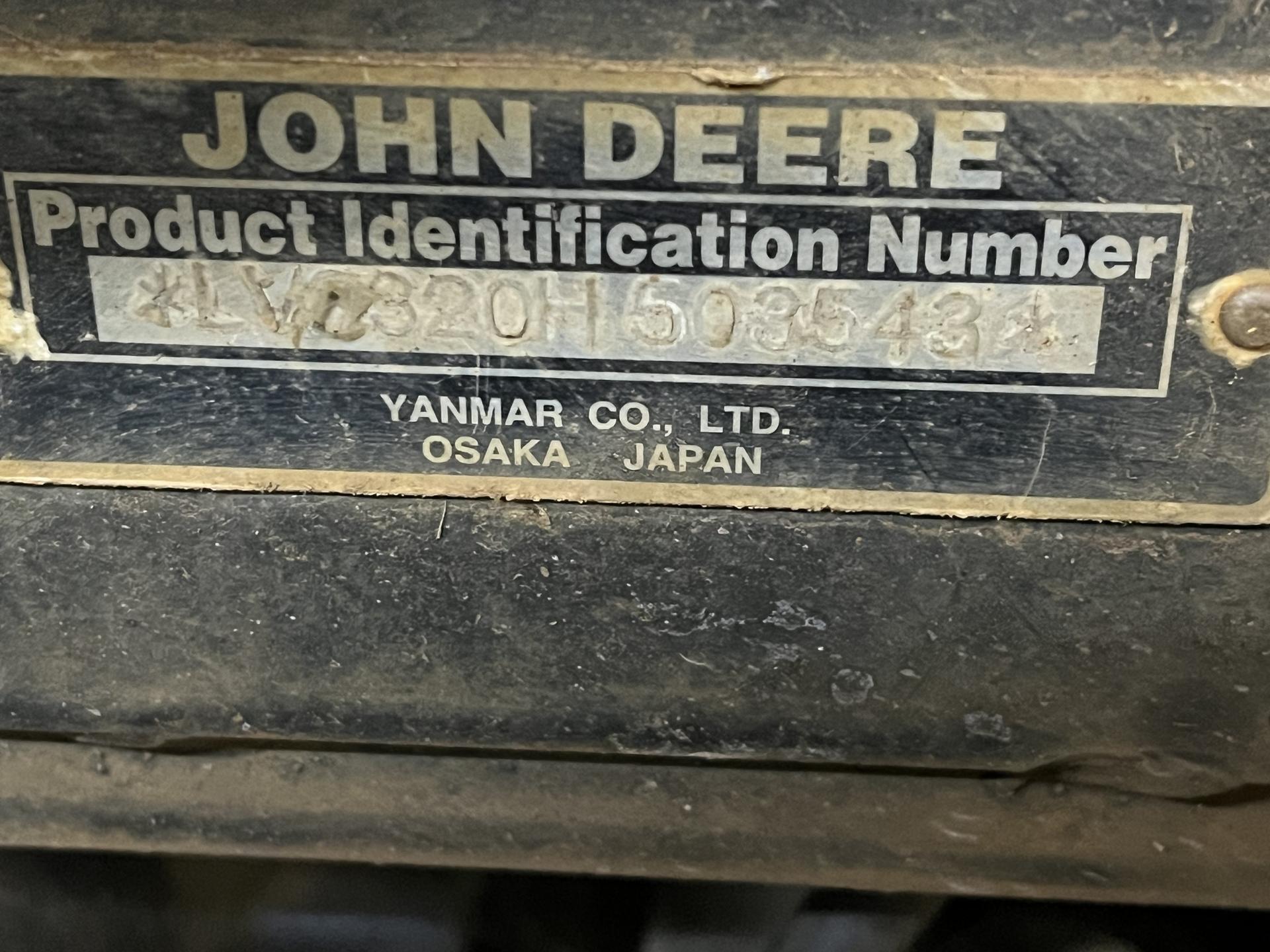 2010 John Deere 2320 Image