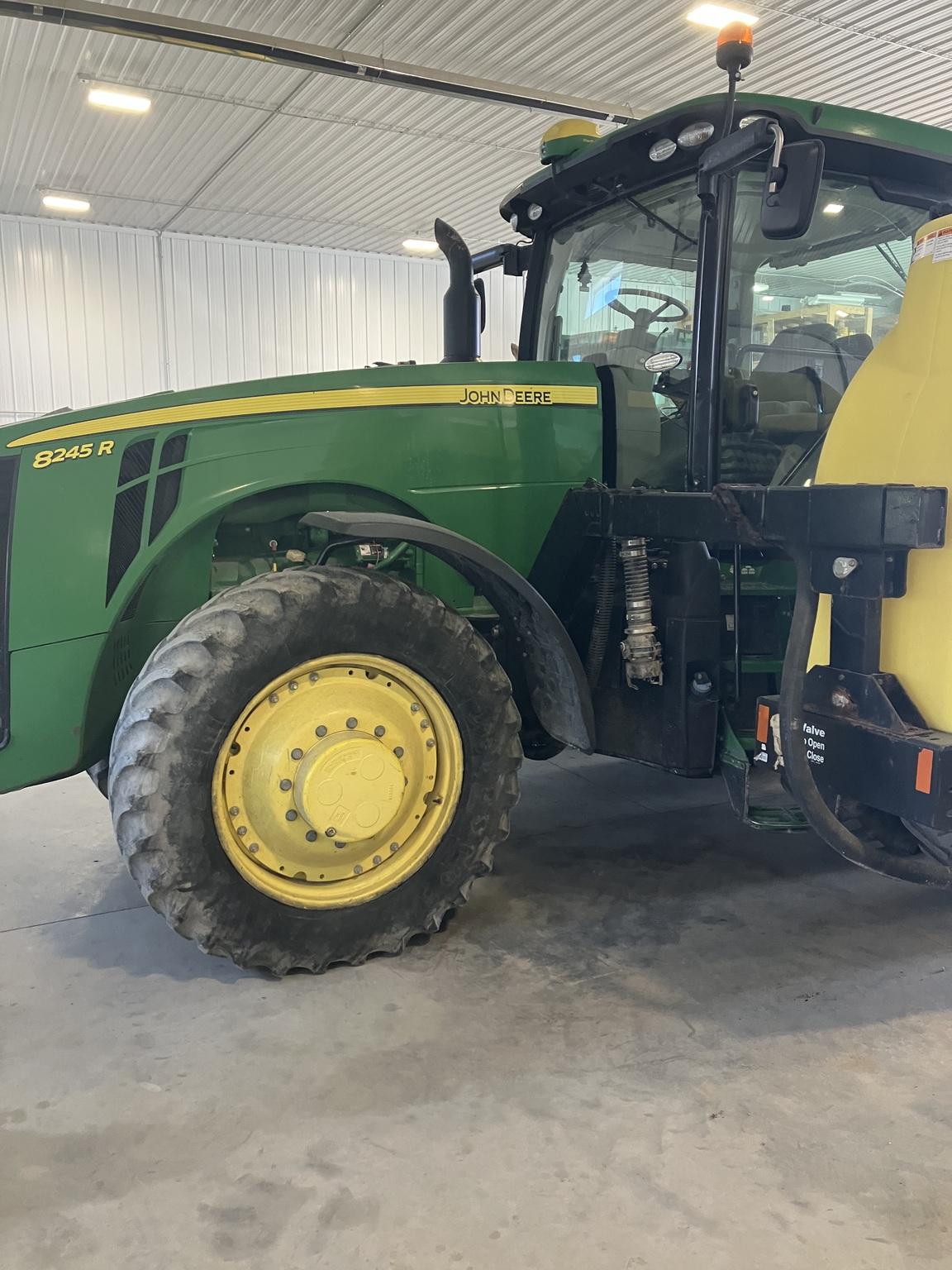 2015 John Deere 8245R Image