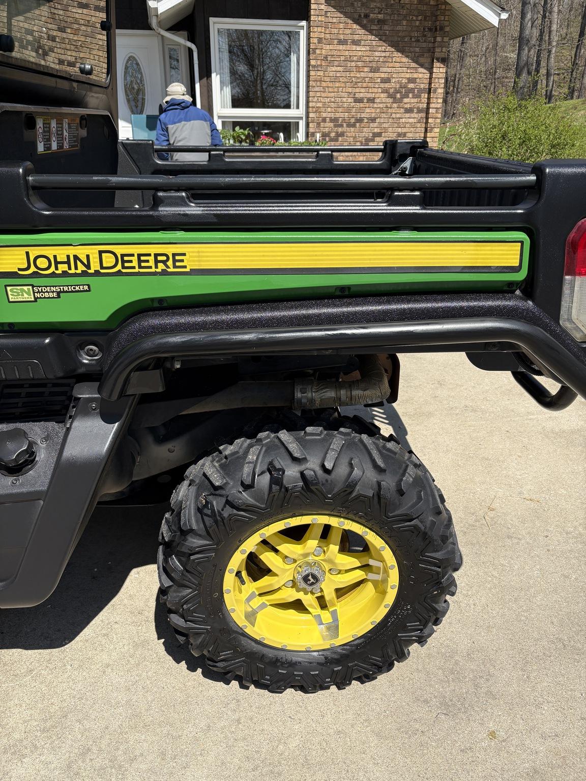 2020 John Deere XUV 835M Image