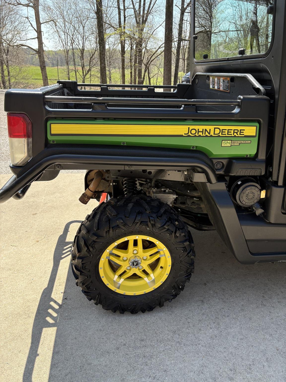 2020 John Deere XUV 835M Image