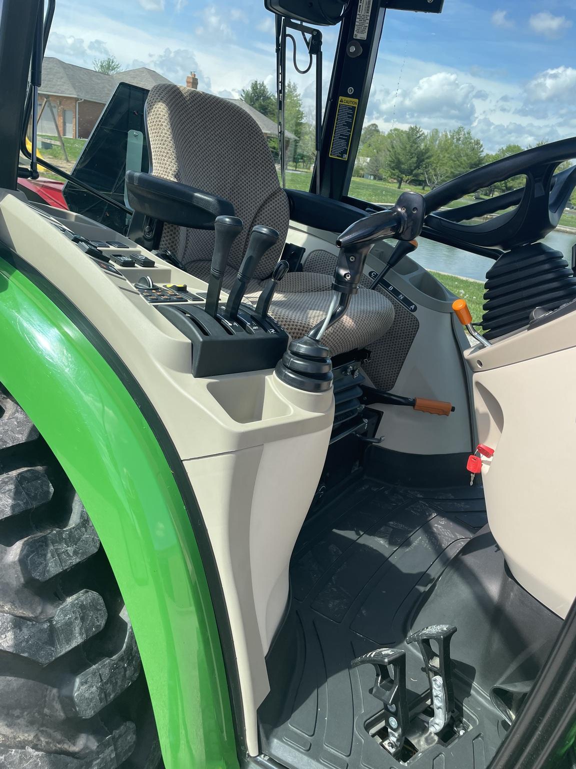 2021 John Deere 4066R Image