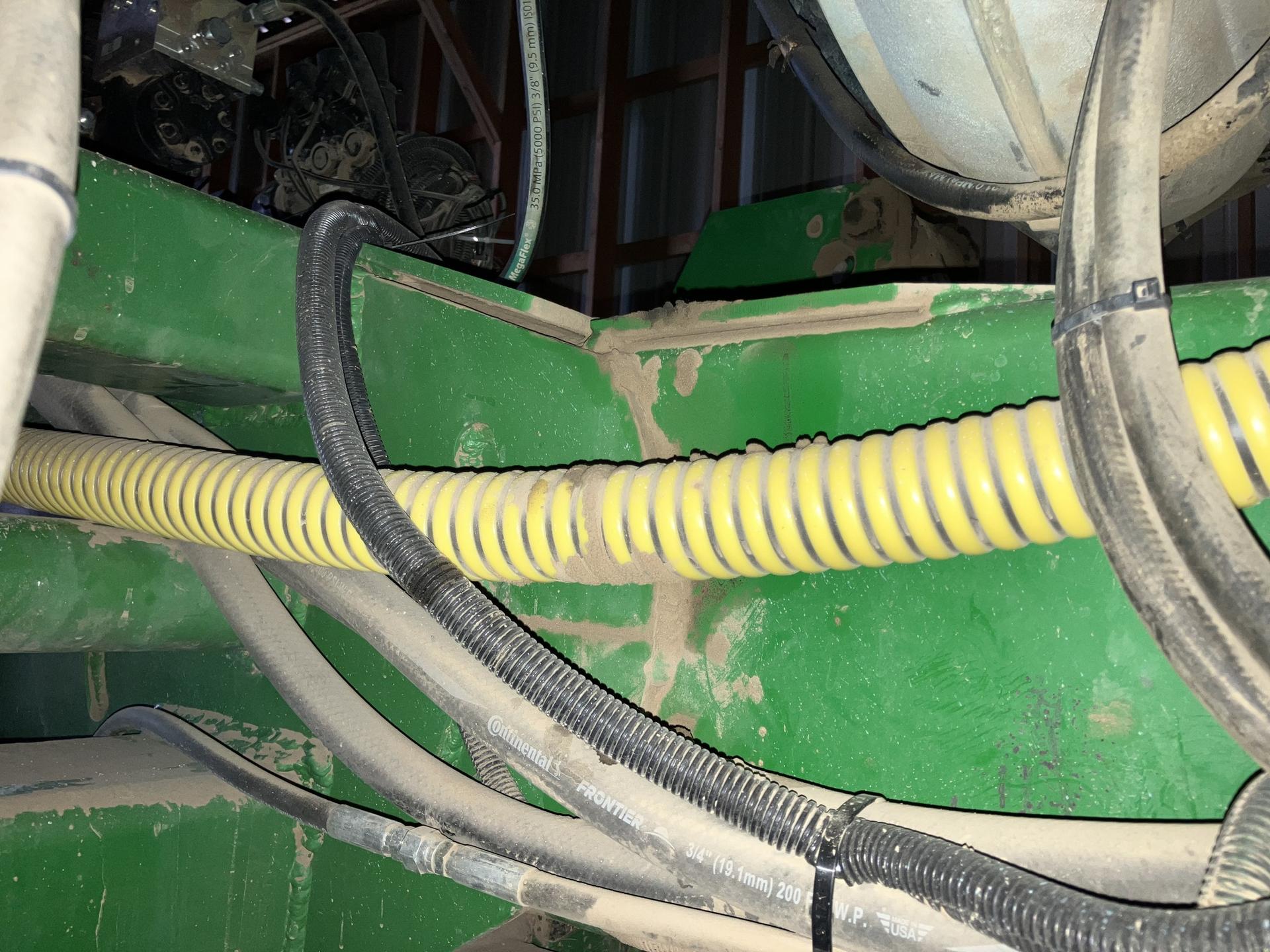 2010 John Deere DB60 Image