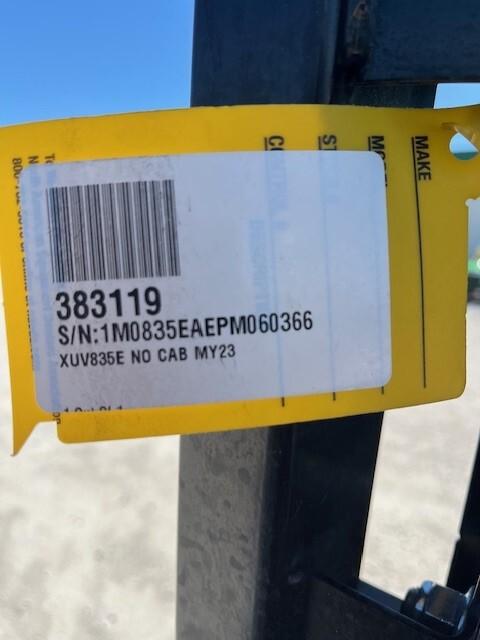 2023 John Deere XUV 835E Image