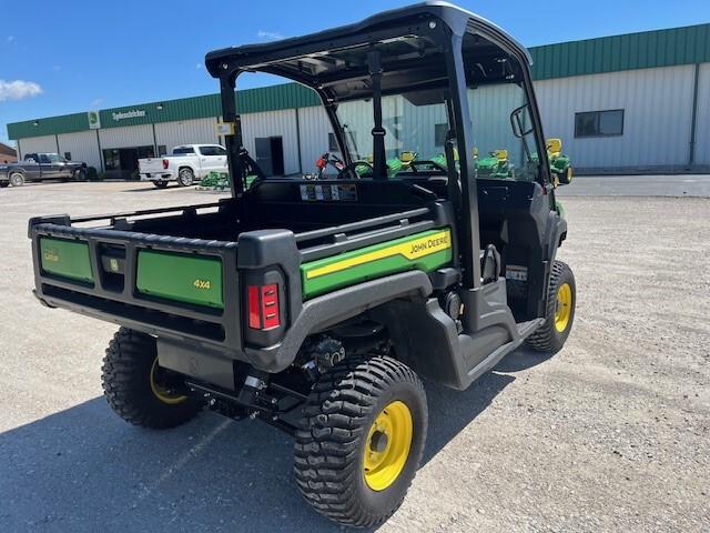2023 John Deere XUV 835E Image