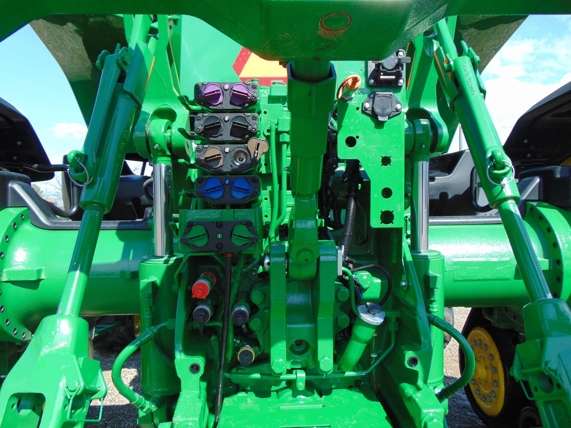 2021 John Deere 8RX 410 Image