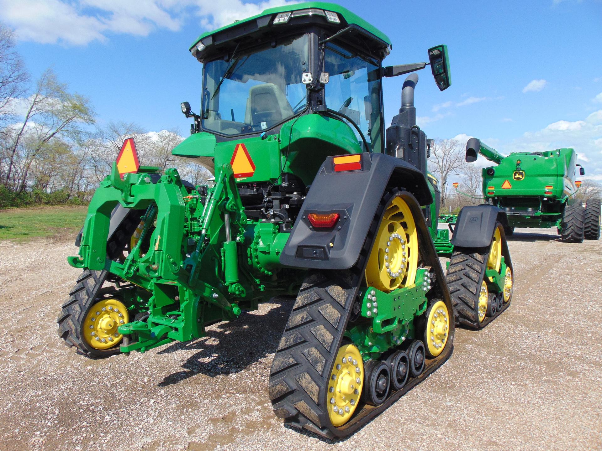 2021 John Deere 8RX 410 Image