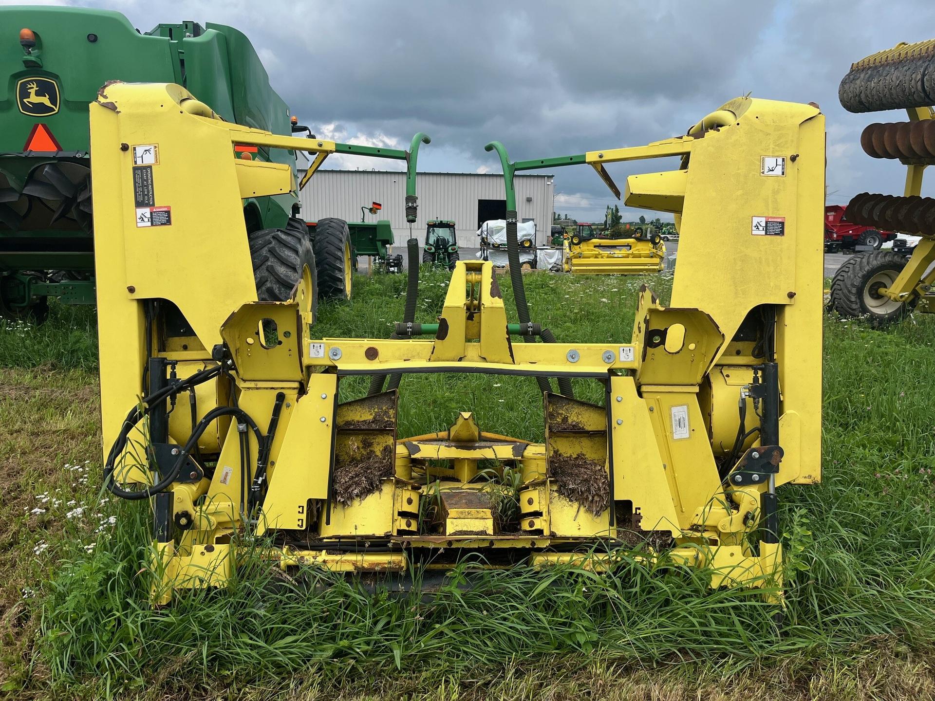 2016 John Deere 698 Image