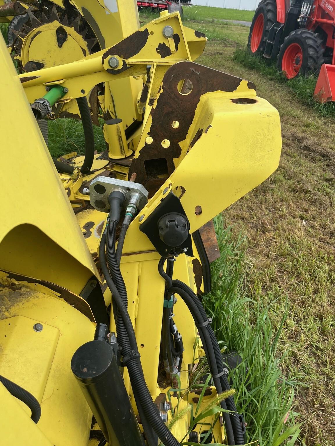 2016 John Deere 698 Image