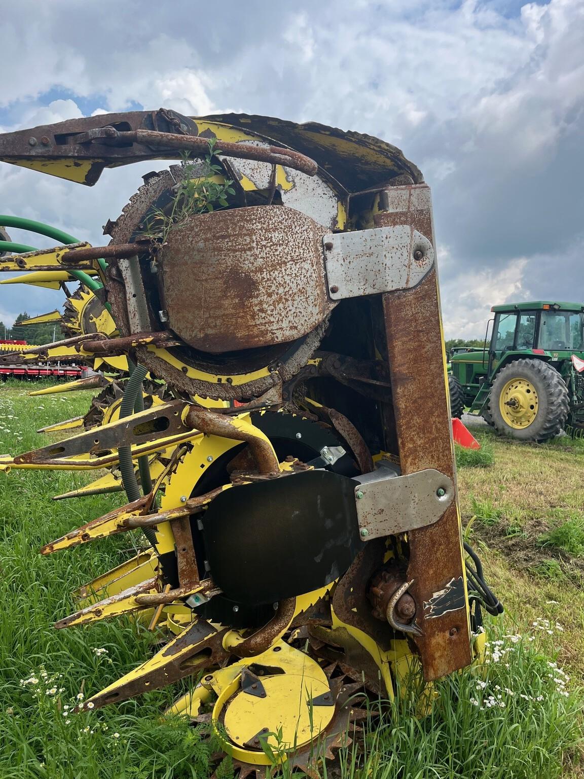 2016 John Deere 698 Image